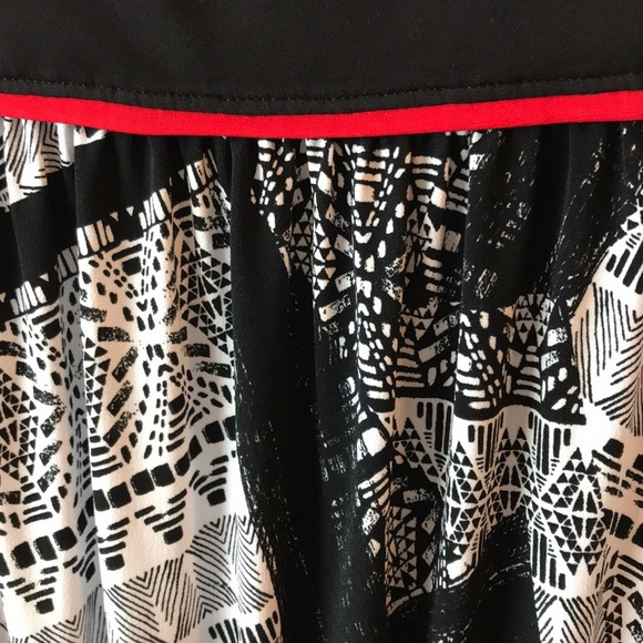 Dress - Picture 3 of 6